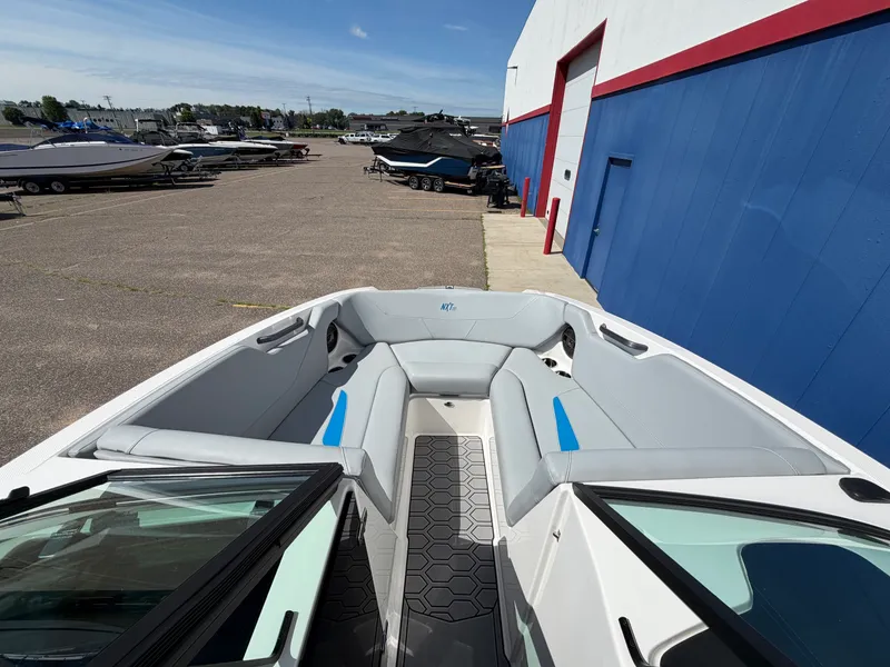Slide: The Image of Mastercraft NXT22 2022 - 31