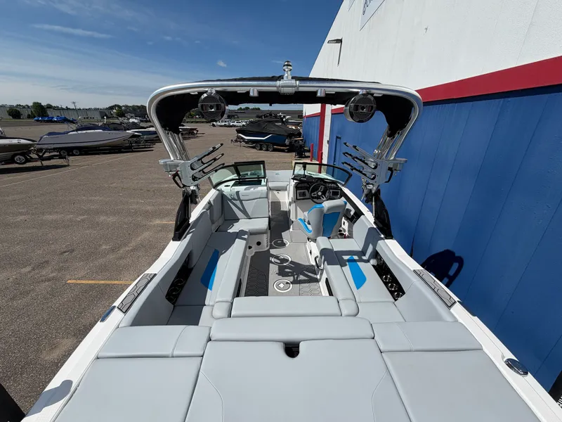 Slide: The Image of Mastercraft NXT22 2022 - 8