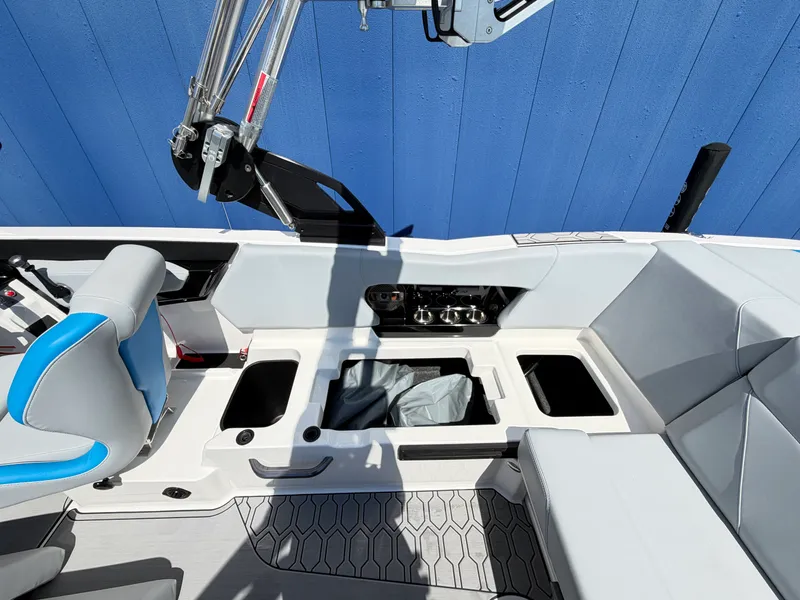 Slide: The Image of Mastercraft NXT22 2022 - 15