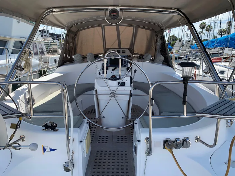 Slide: The Image of Hunter 460 2000 - 11