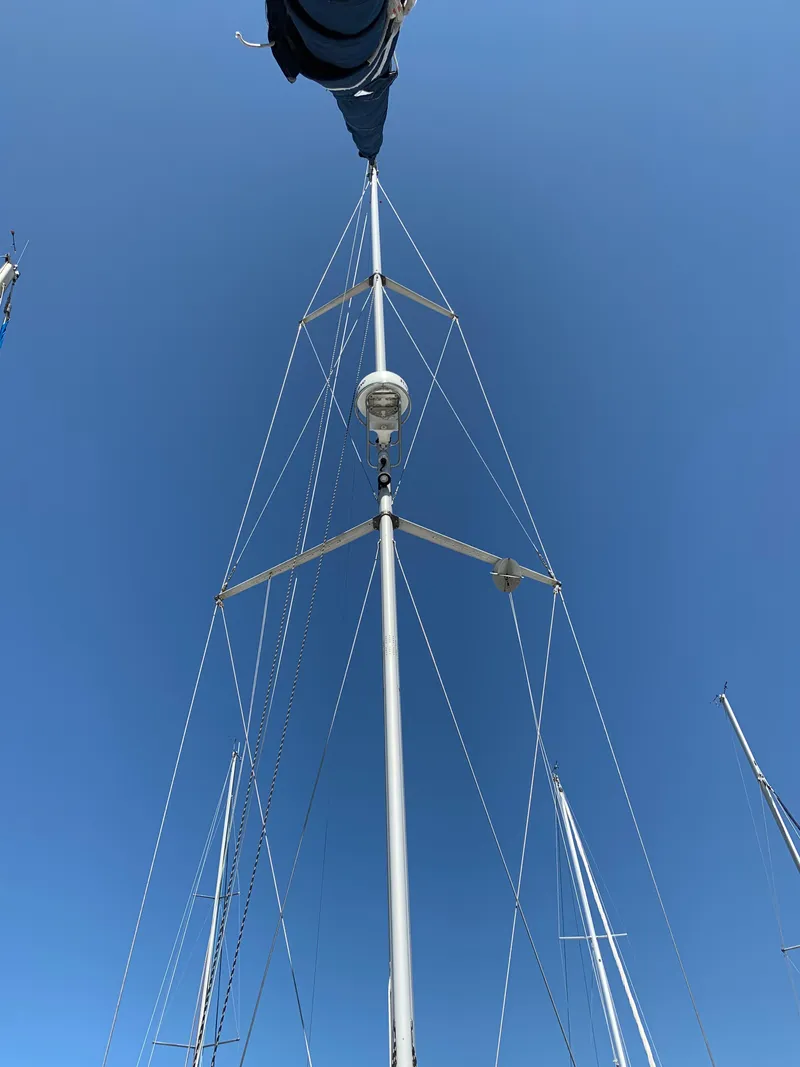 Slide: The Image of Hunter 460 2000 - 18