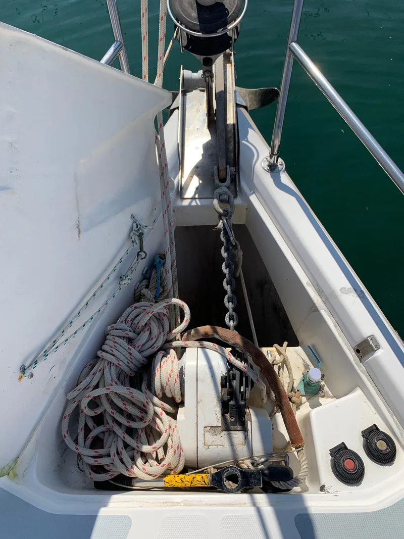 Slide: The Image of Hunter 460 2000 - 19