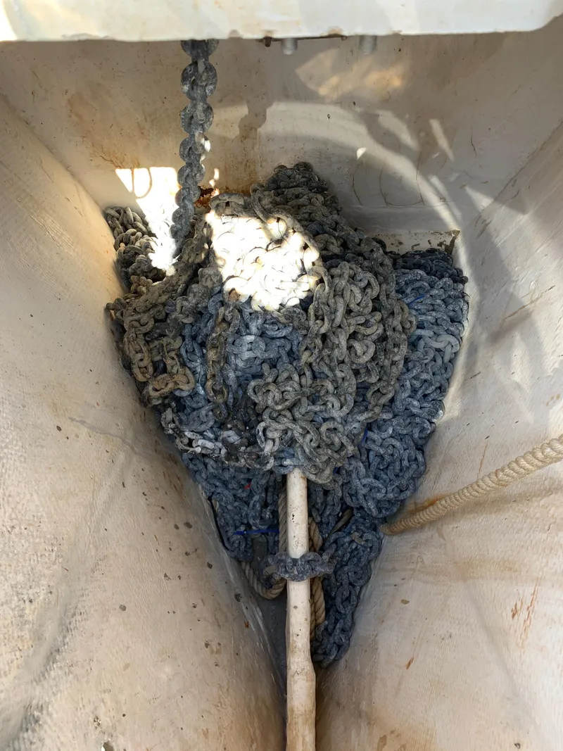 Slide: The Image of Hunter 460 2000 - 20