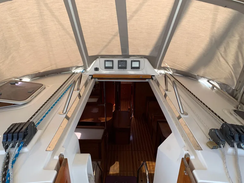 Slide: The Image of Hunter 460 2000 - 28