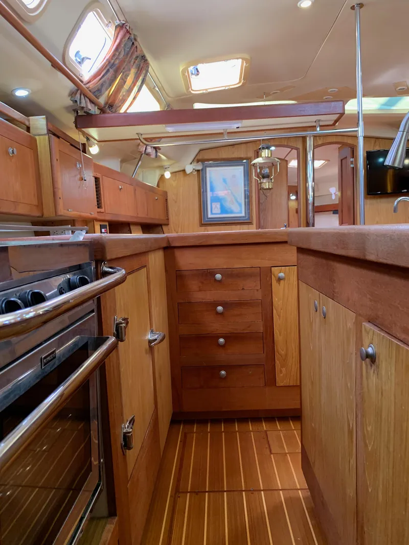 Slide: The Image of Hunter 460 2000 - 41