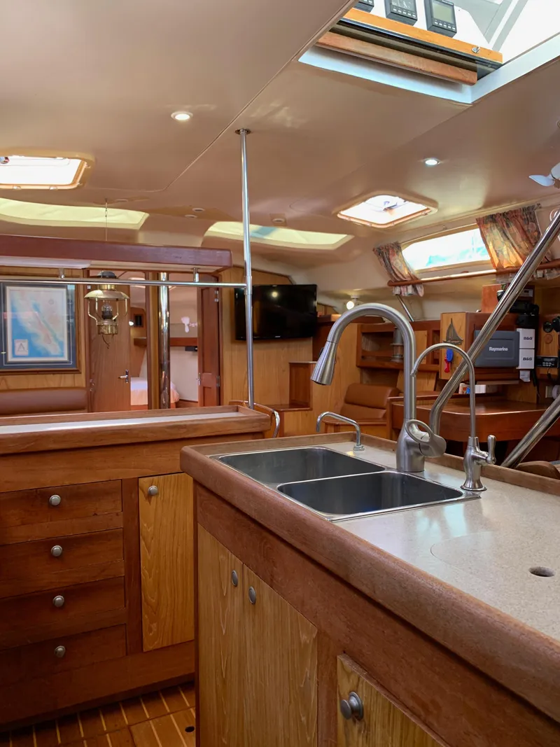 Slide: The Image of Hunter 460 2000 - 43