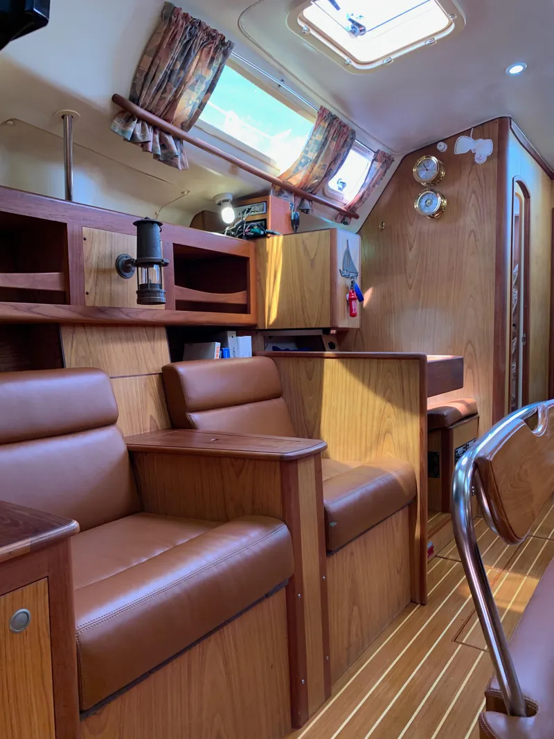 Slide: The Image of Hunter 460 2000 - 48