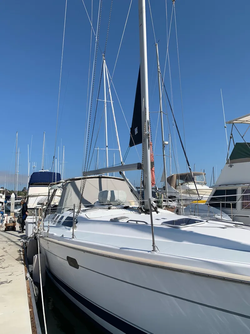 Slide: The Image of Hunter 460 2000 - 5