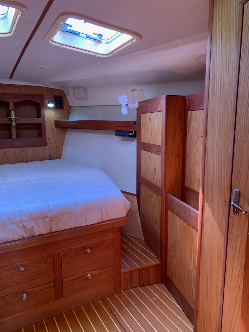 Slide: The Image of Hunter 460 2000 - 53