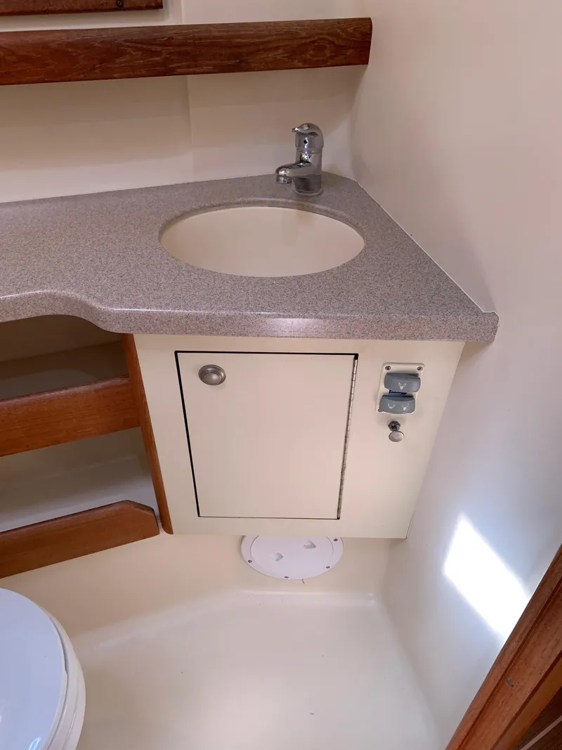 Slide: The Image of Hunter 460 2000 - 55