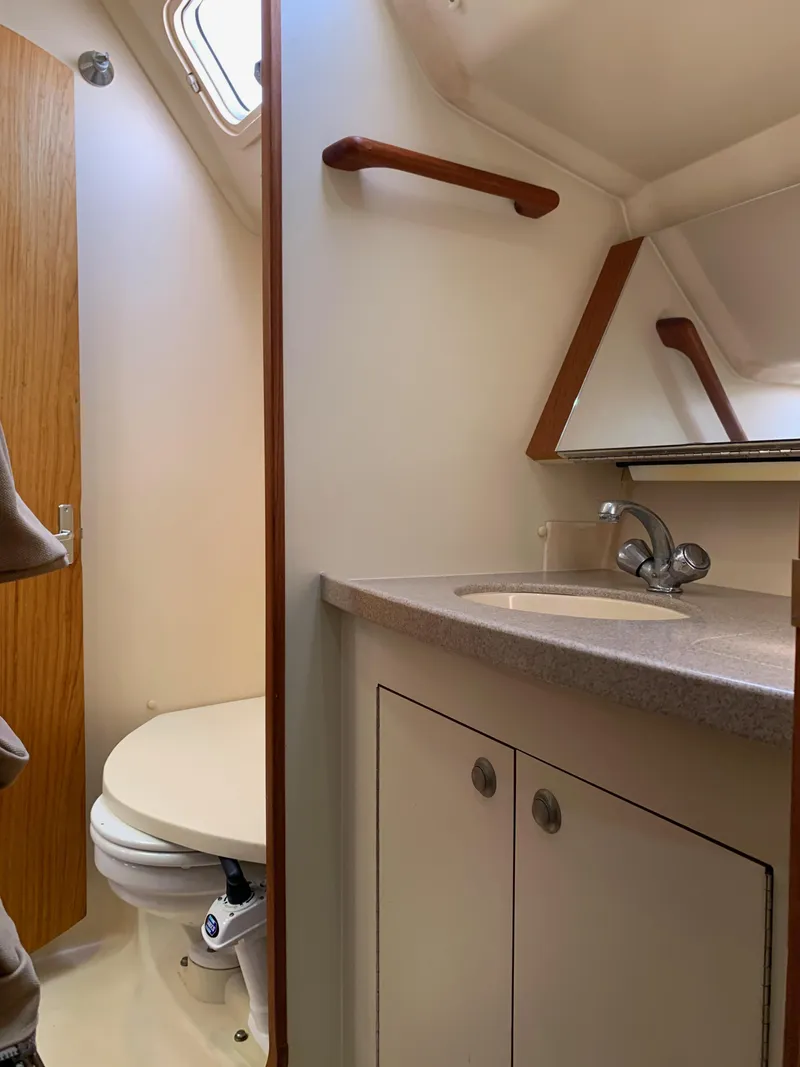 Slide: The Image of Hunter 460 2000 - 60