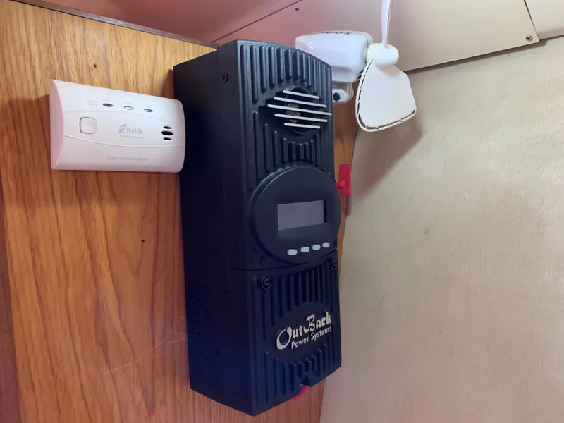 Slide: The Image of Hunter 460 2000 - 63