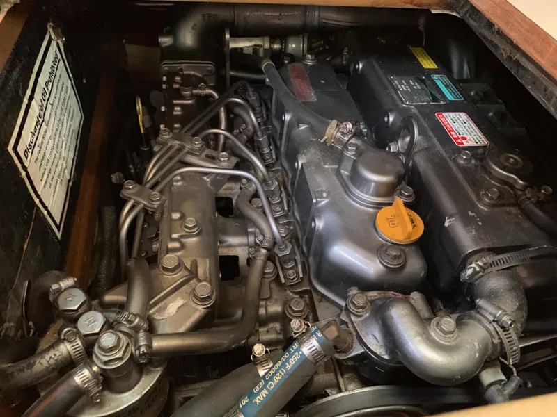 Slide: The Image of Hunter 460 2000 - 64