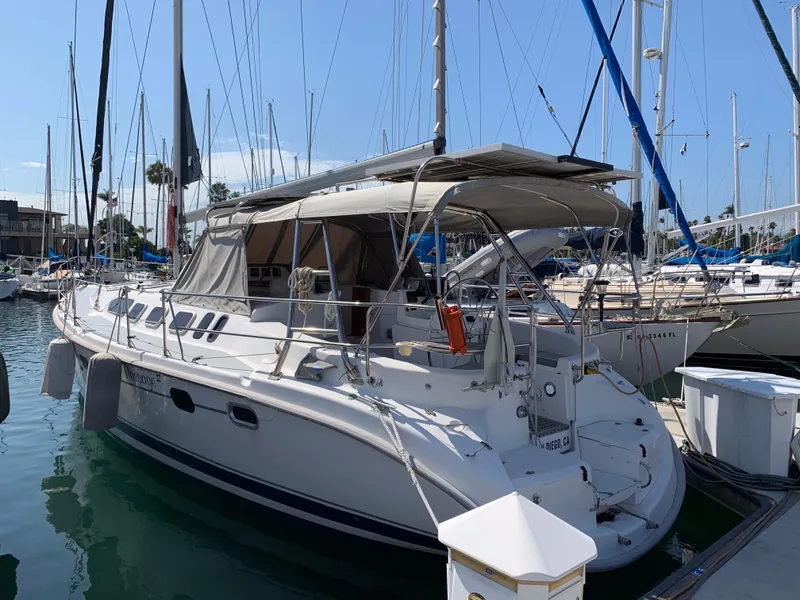 Slide: The Image of Hunter 460 2000 - 8