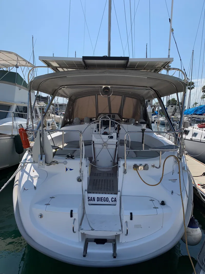 Slide: The Image of Hunter 460 2000 - 9