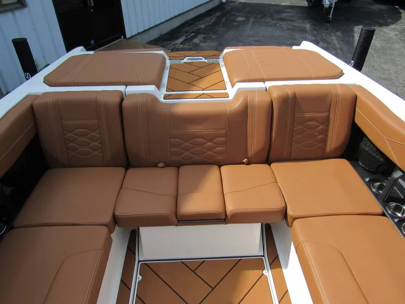 Slide: The Image of Malibu 23 LSV 2027 - 10