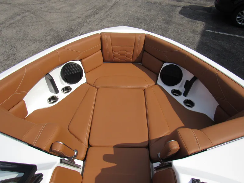 Slide: The Image of Malibu 23 LSV 2027 - 17