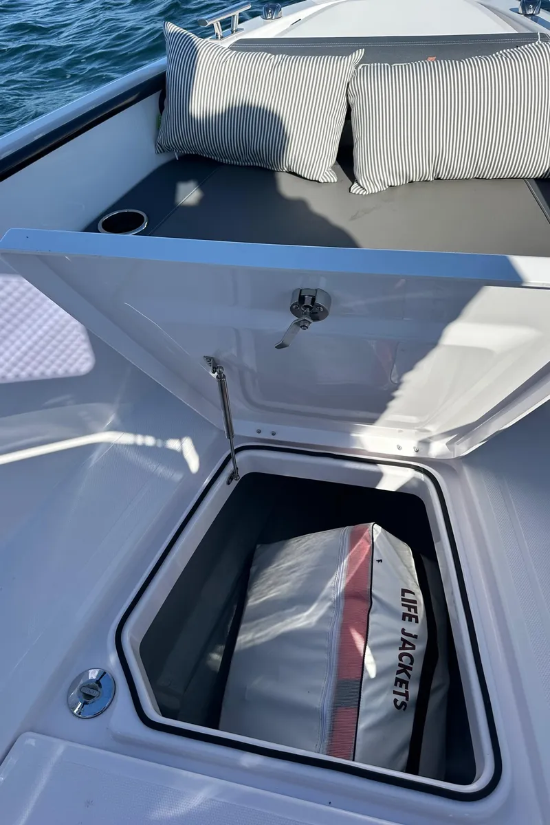 Slide: The Image of Axopar 22 Spyder 2021 - 22