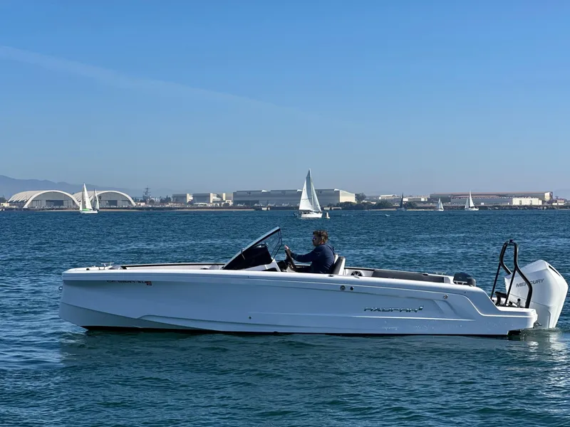 Slide: The Image of Axopar 22 Spyder 2021 - 8