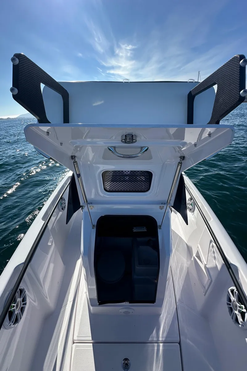 Slide: The Image of Axopar 22 Spyder 2021 - 20