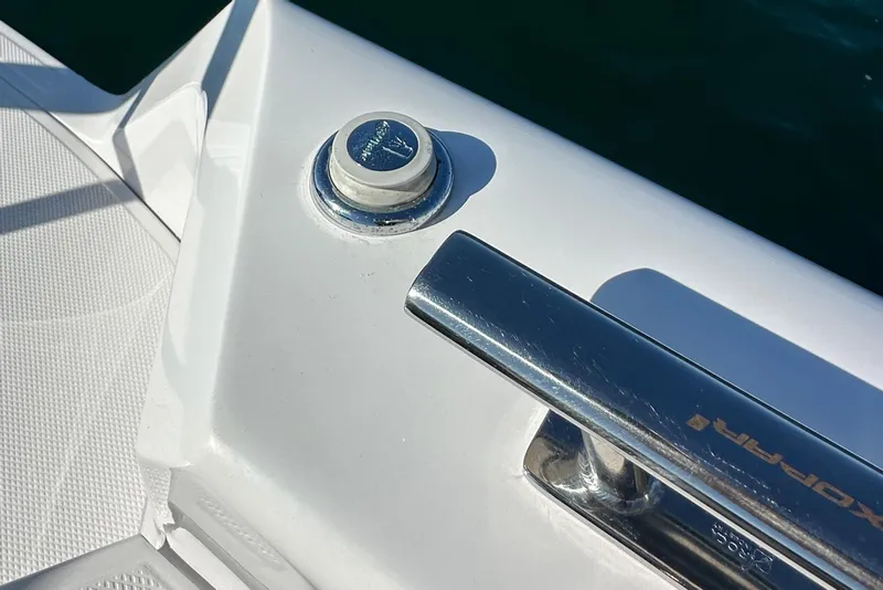 Slide: The Image of Axopar 22 Spyder 2021 - 30
