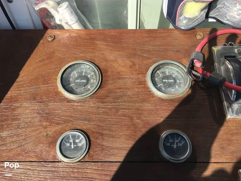 Slide: The Image of 1974 Uniflite Sedan for sale in Warwick, RI - 33