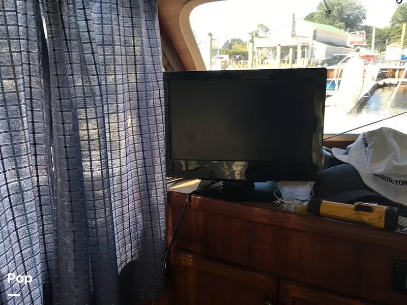 Slide: The Image of 1974 Uniflite Sedan for sale in Warwick, RI - 43