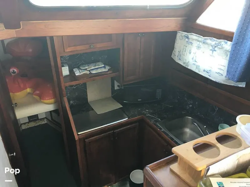 Slide: The Image of 1974 Uniflite Sedan for sale in Warwick, RI - 44