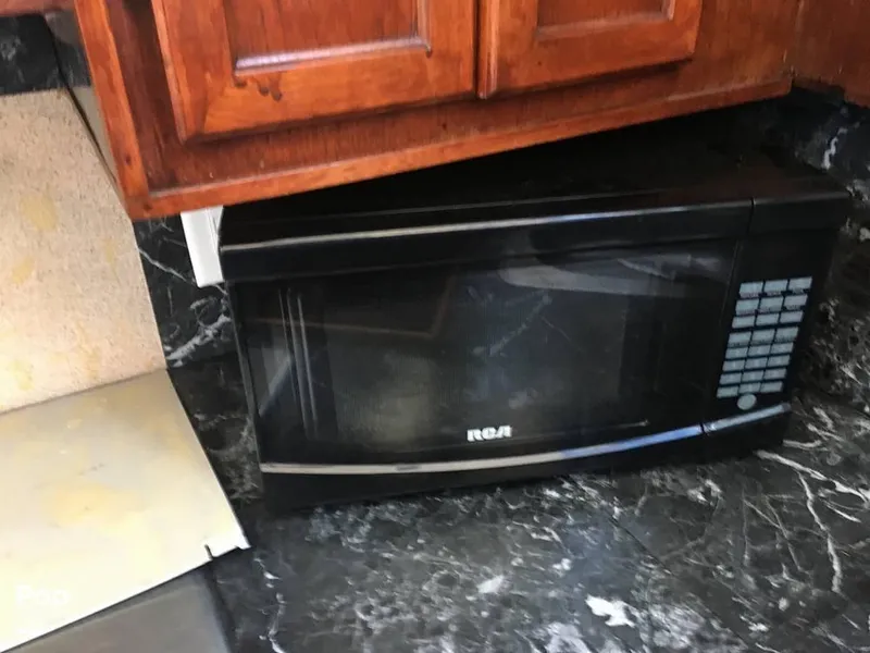 Slide: The Image of 1974 Uniflite Sedan for sale in Warwick, RI - 49