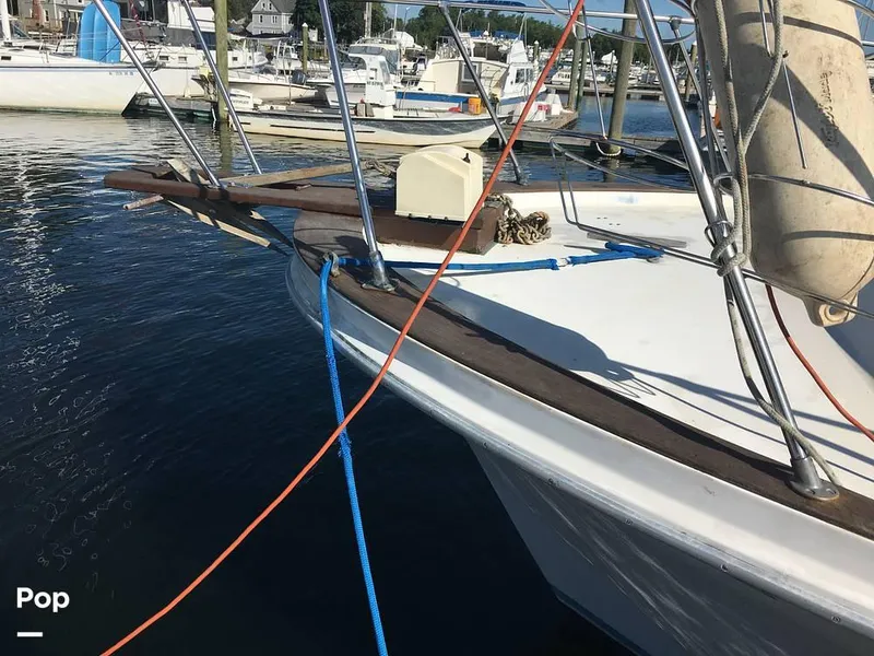 Slide: The Image of 1974 Uniflite Sedan for sale in Warwick, RI - 5