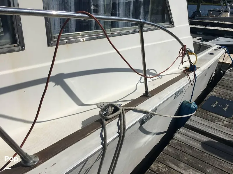 Slide: The Image of 1974 Uniflite Sedan for sale in Warwick, RI - 73