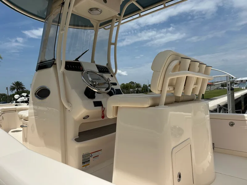 Slide: The Image of Grady-White 251 COASTAL EXPLORER 2021 - 14