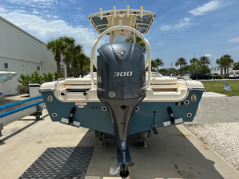Slide: The Image of Grady-White 251 COASTAL EXPLORER 2021 - 10
