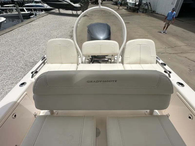 Slide: The Image of Grady-White 251 COASTAL EXPLORER 2021 - 23