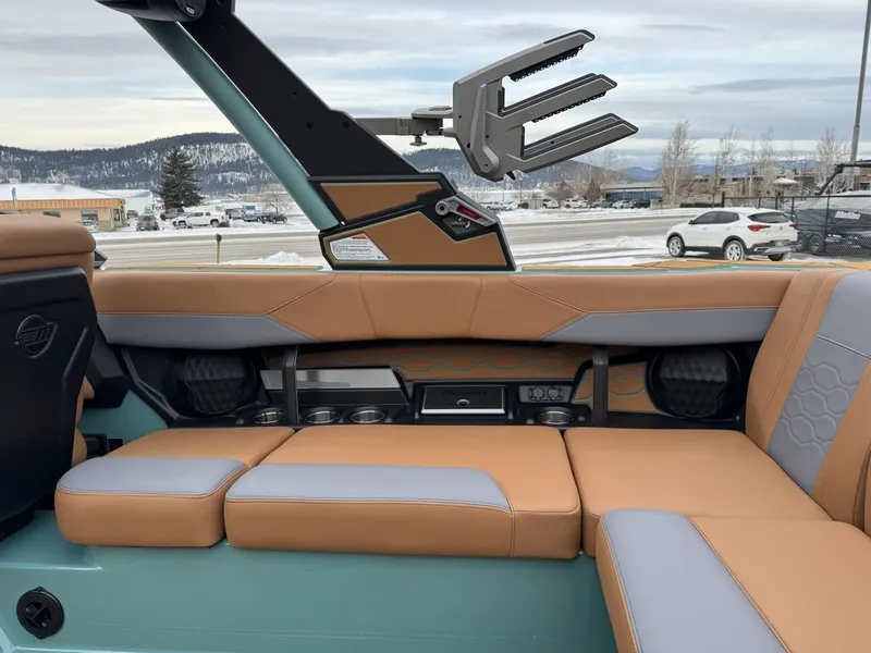 Slide: The Image of Malibu 23 LSV 2026 - 9