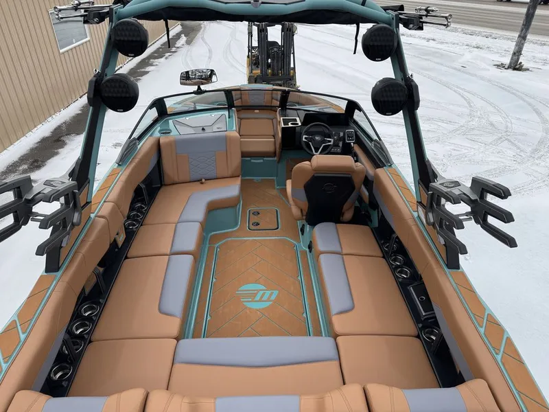 Slide: The Image of Malibu 23 LSV 2026 - 7