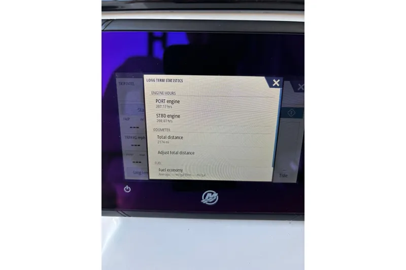 Slide: The Image of Sea Fox 328 Commander 2024 - 62