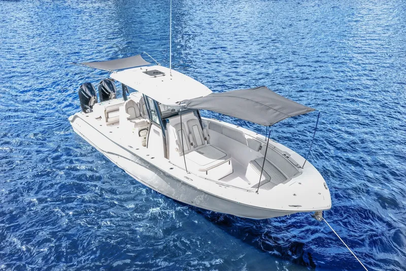 Slide: The Image of Sea Fox 328 Commander 2024 - 12