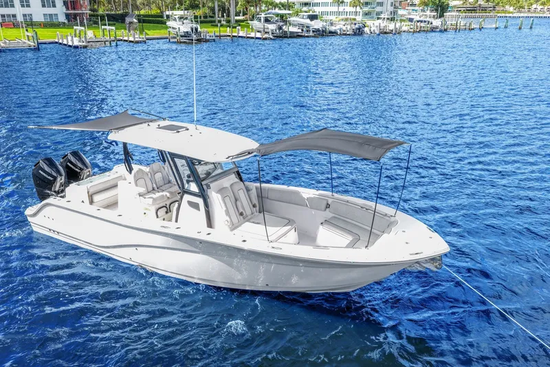 Slide: The Image of Sea Fox 328 Commander 2024 - 11
