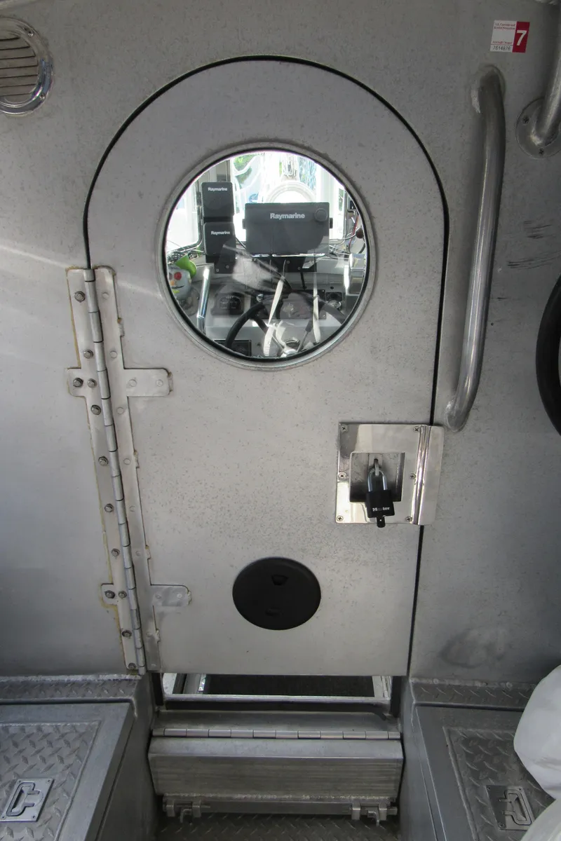Slide: The Image of Custom Pilothouse Cutter 2009 - 75