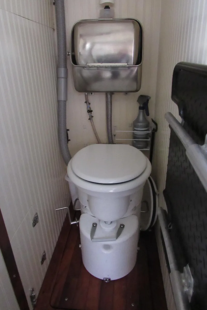 Slide: The Image of Custom Pilothouse Cutter 2009 - 90