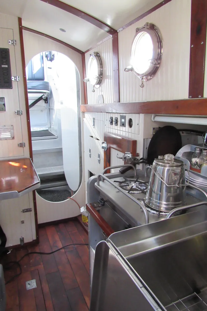 Slide: The Image of Custom Pilothouse Cutter 2009 - 92