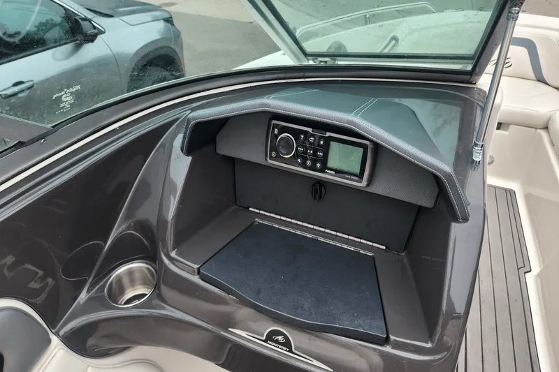 Slide: The Image of Monterey 204 FS/BR 2014 - 26