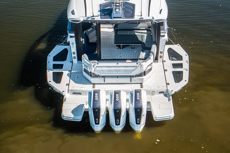Slide: The Image of Galeon 435 GTO 2026 - 4