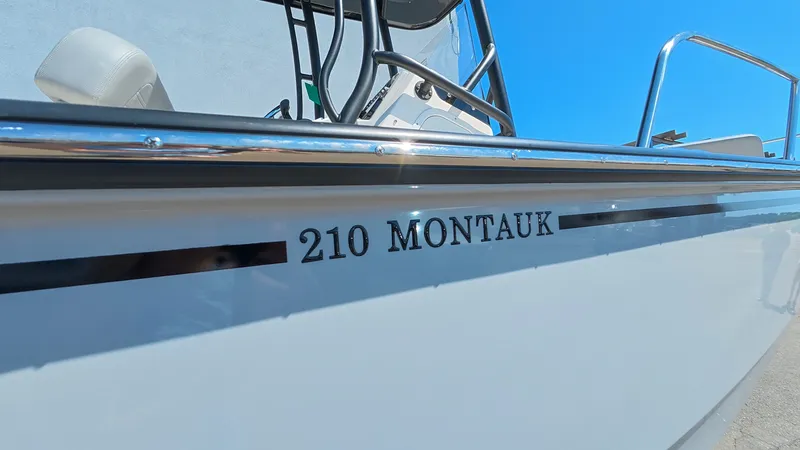 Slide: The Image of Boston Whaler 210 Montauk 2026 - 2