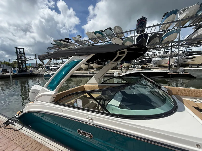 Slide: The Image of Sea Ray SDX 230 Outboard 2026 - 20