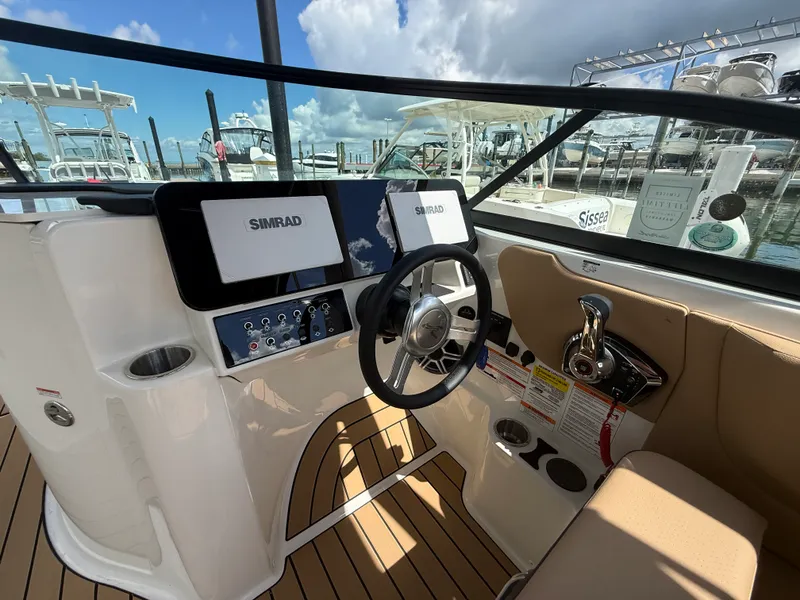 Slide: The Image of Sea Ray SDX 230 Outboard 2026 - 12