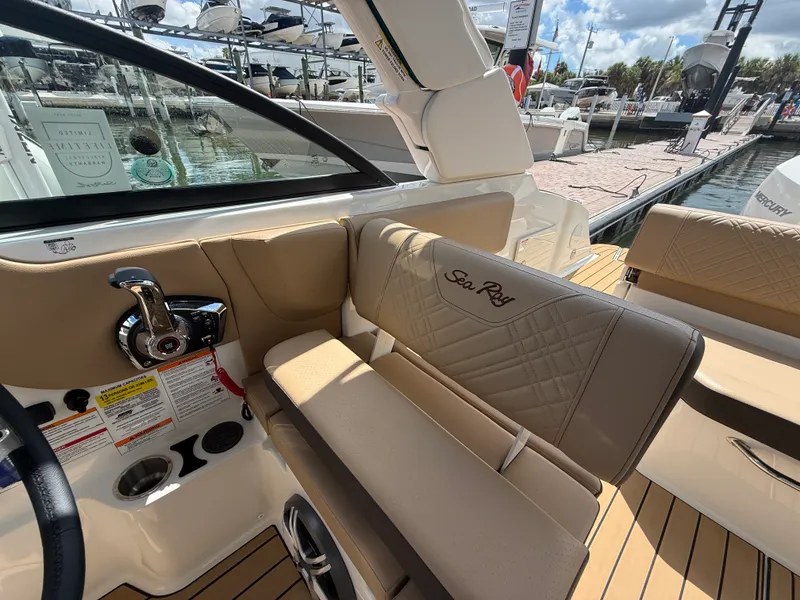 Slide: The Image of Sea Ray SDX 230 Outboard 2026 - 11