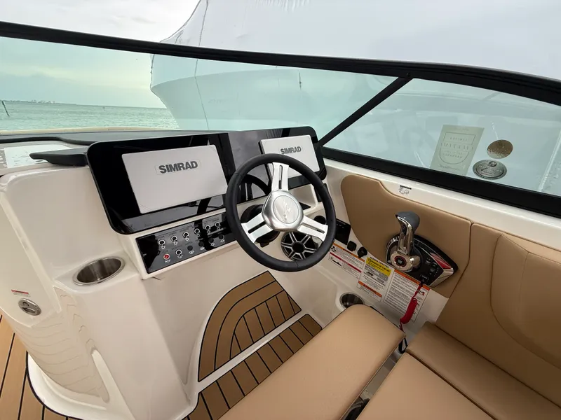 Slide: The Image of Sea Ray SDX 230 Outboard 2026 - 10