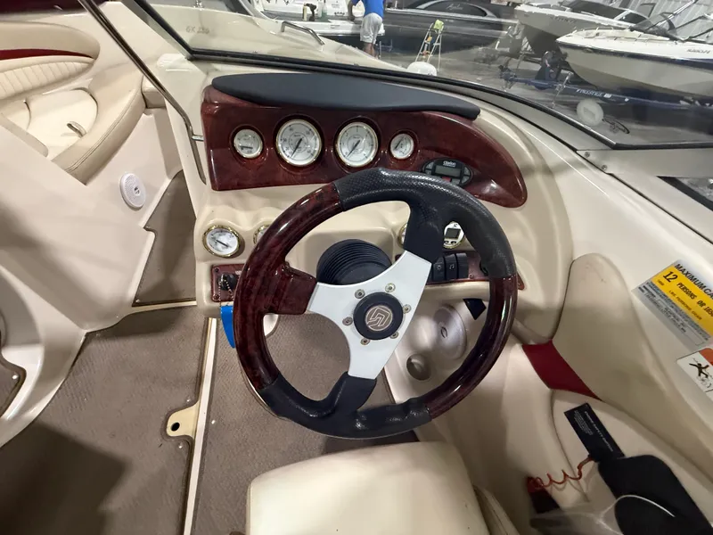 Slide: The Image of Glastron GX 235 2005 - 16